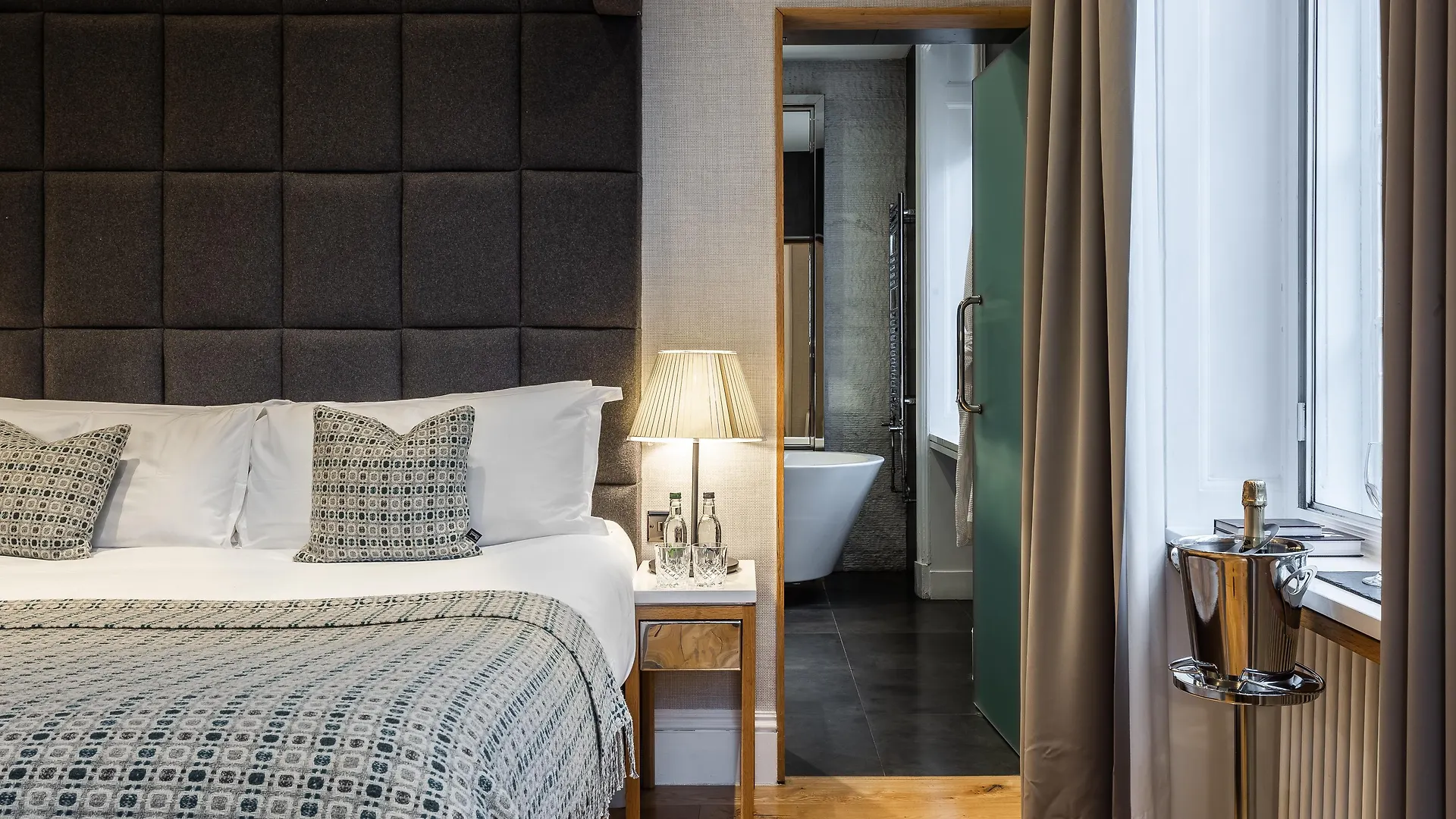 The Inn On The Mile Edinburgh 4*,  United Kingdom